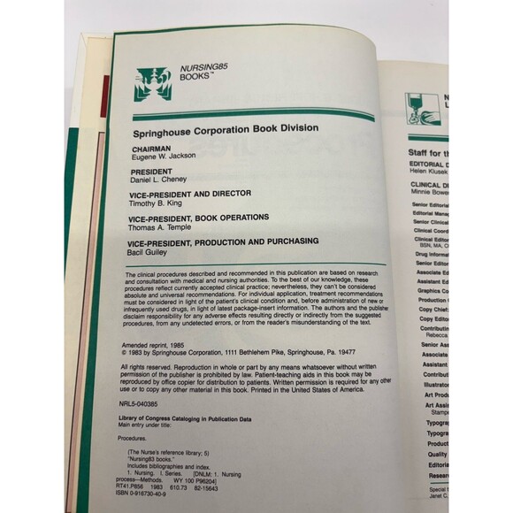 Nurses Reference Library Lot of 12 books, Assessment, Emergencies, and more... - Picture 13 of 16